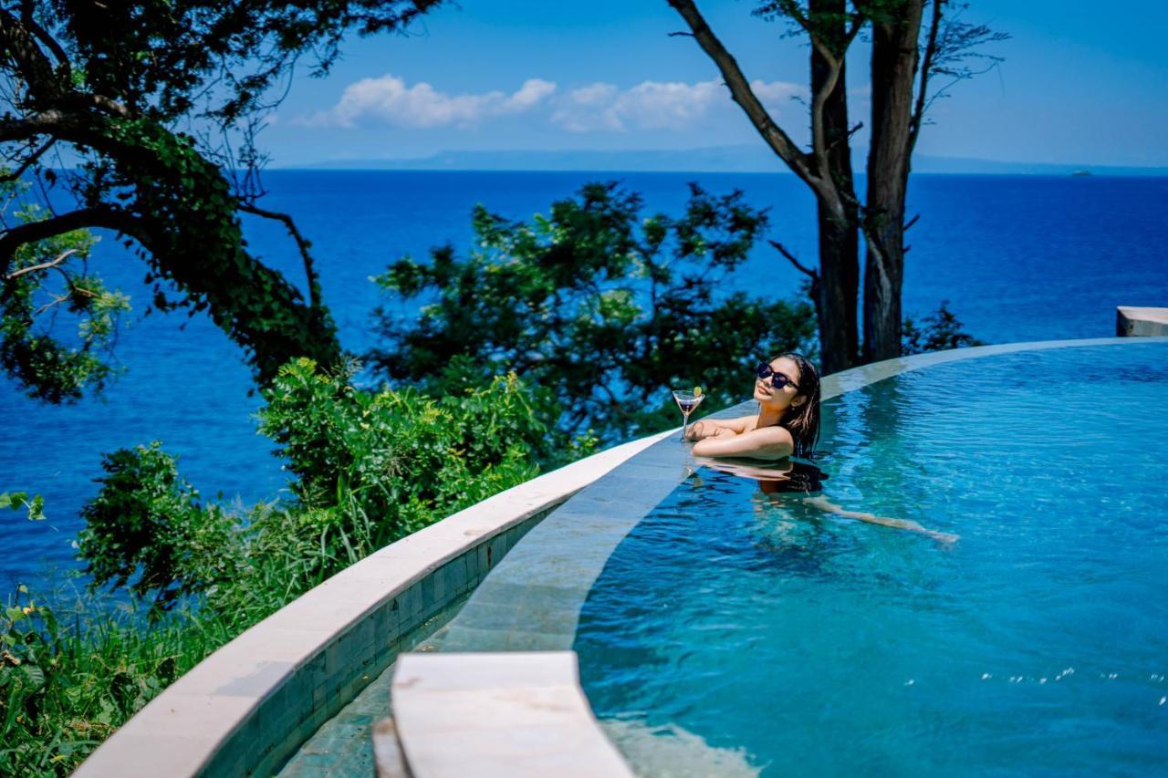 Отель Bali Cliff Glamping Seraya Экстерьер фото