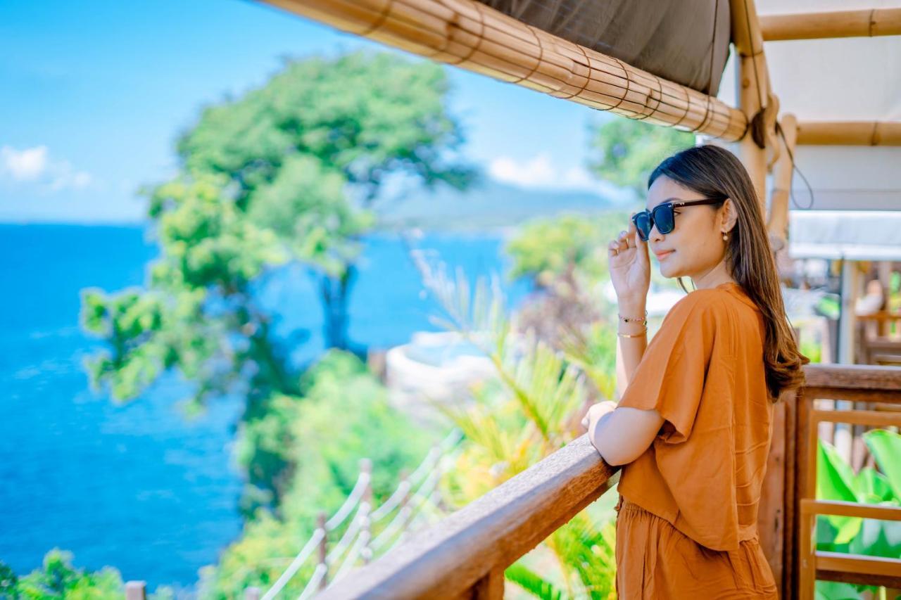 Отель Bali Cliff Glamping Seraya Экстерьер фото