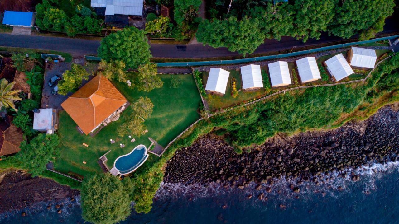 Отель Bali Cliff Glamping Seraya Экстерьер фото