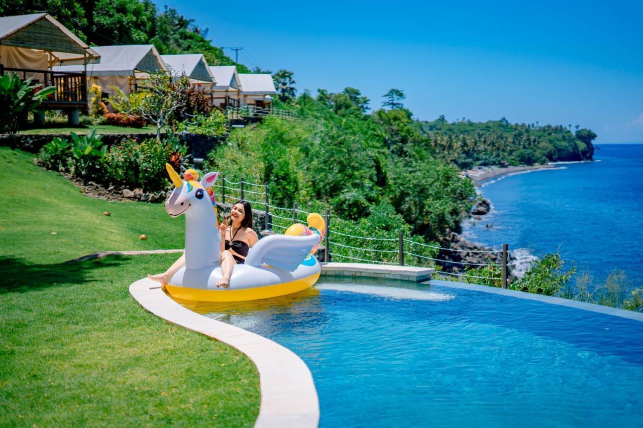 Отель Bali Cliff Glamping Seraya Экстерьер фото