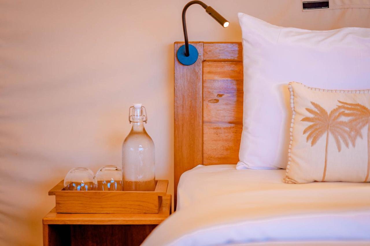 Отель Bali Cliff Glamping Seraya Экстерьер фото