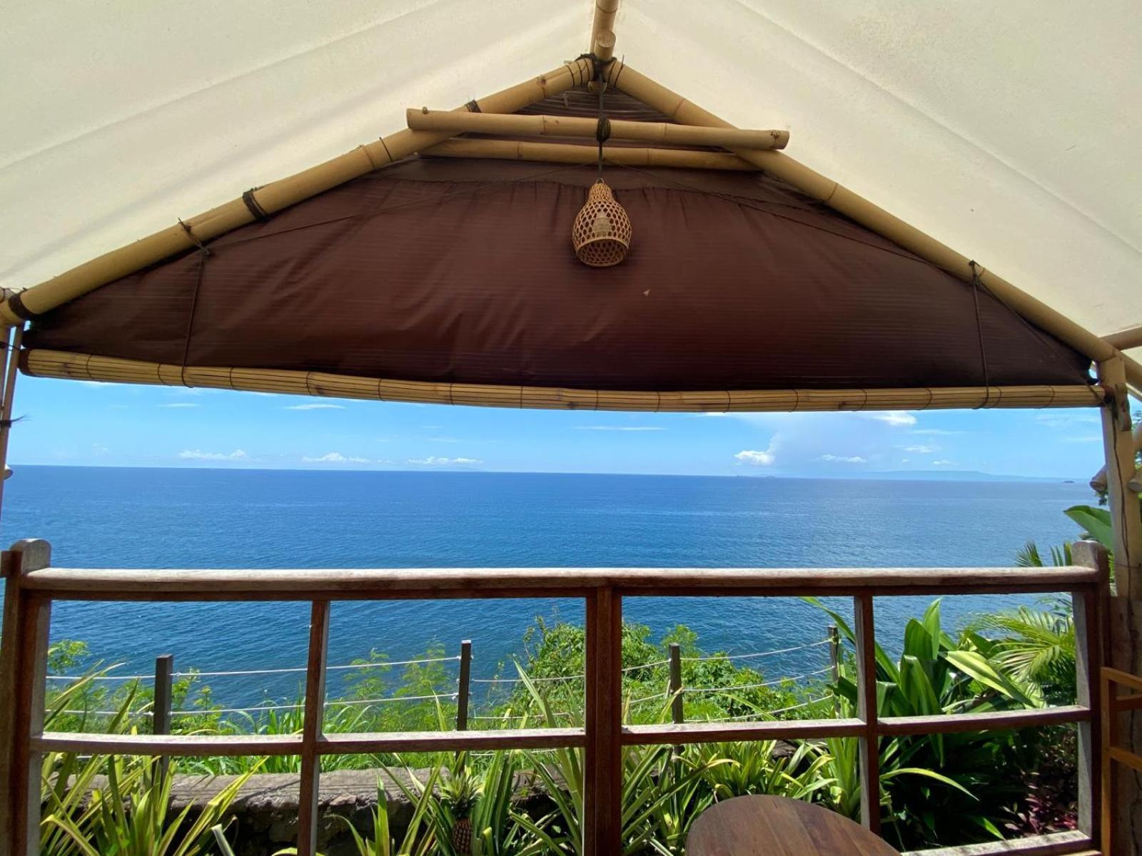 Отель Bali Cliff Glamping Seraya Экстерьер фото