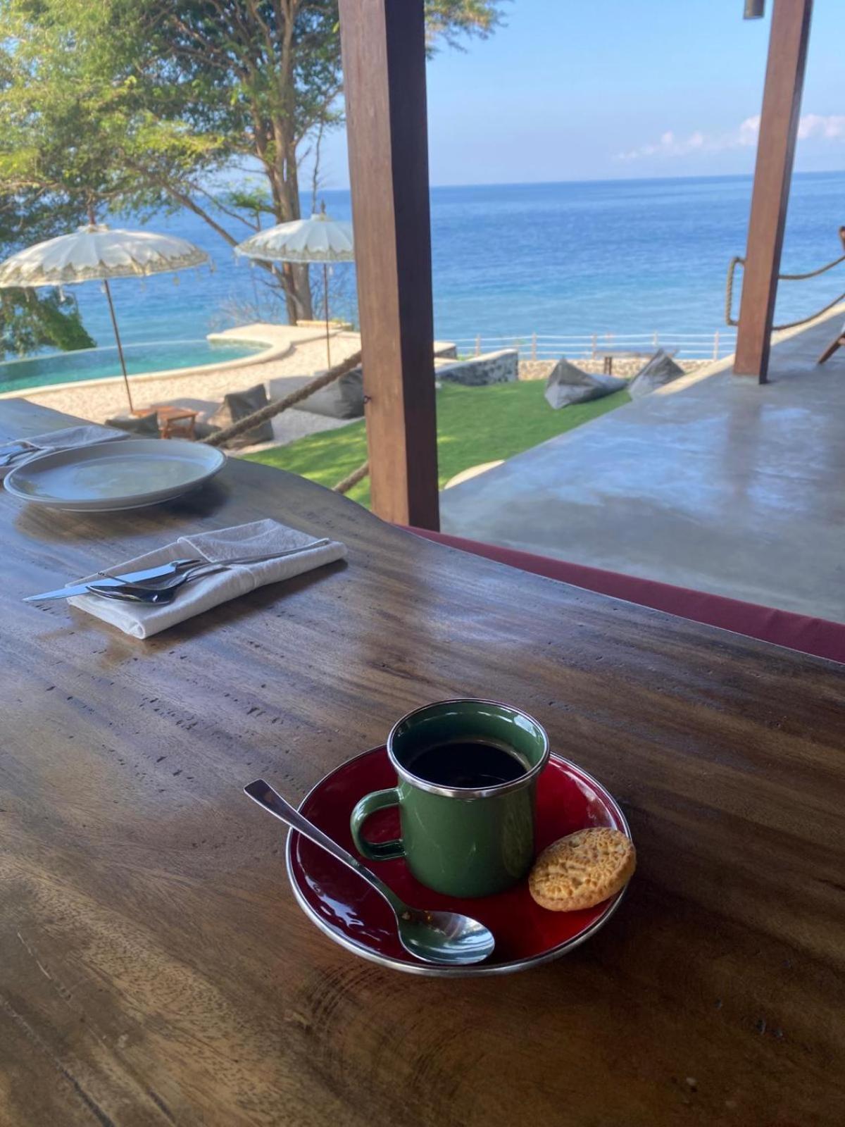 Отель Bali Cliff Glamping Seraya Экстерьер фото