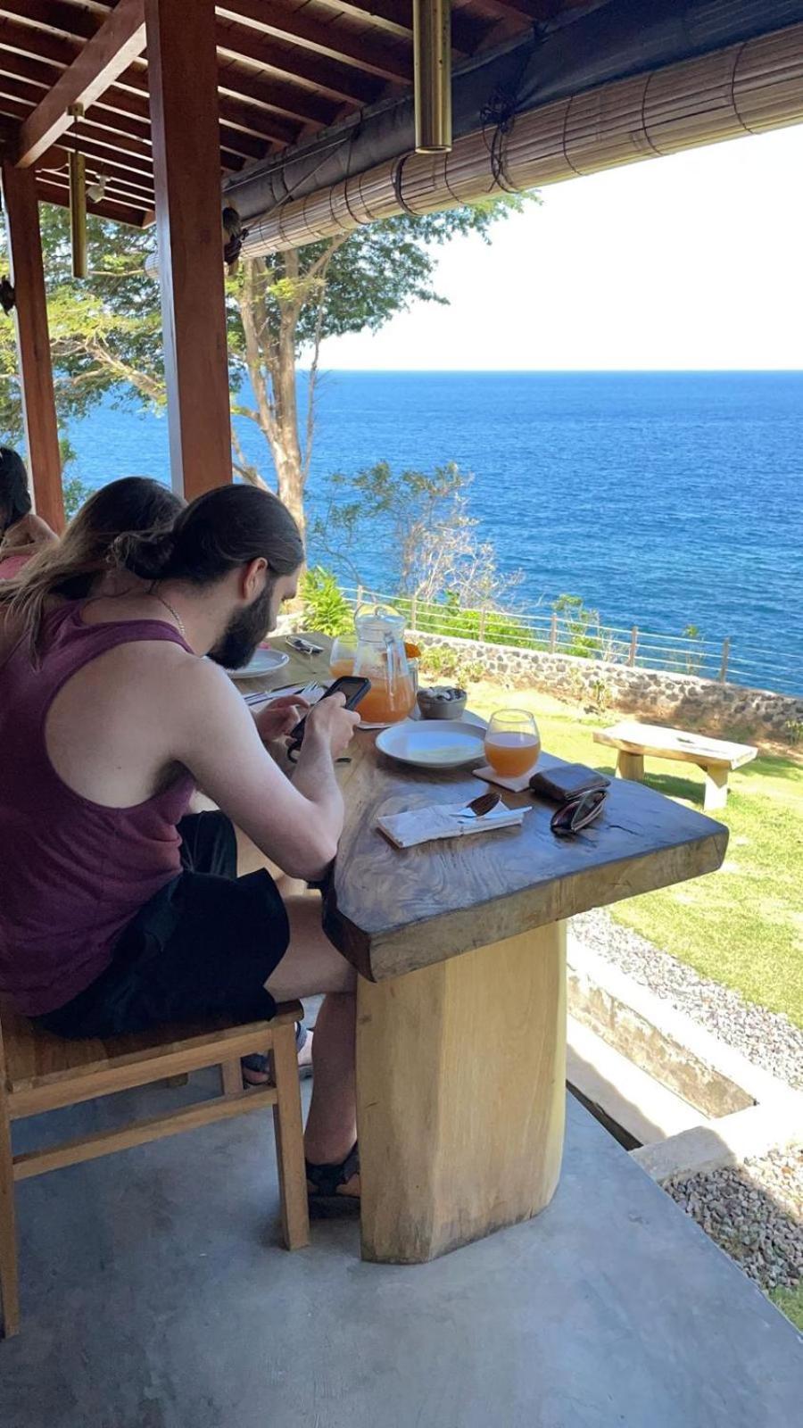 Отель Bali Cliff Glamping Seraya Экстерьер фото